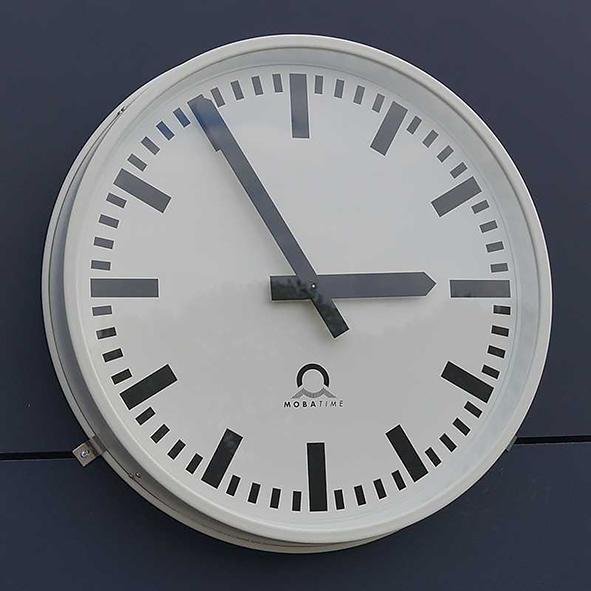 Außen-Funkuhr FLEXLINE Ø 50 cm Zifferblatt Normstrich